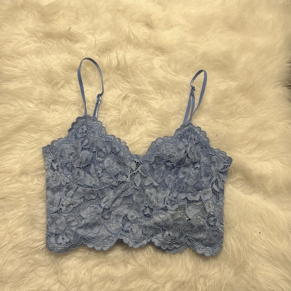 Zara Blue Lace Top with adjustable straps. Size S
